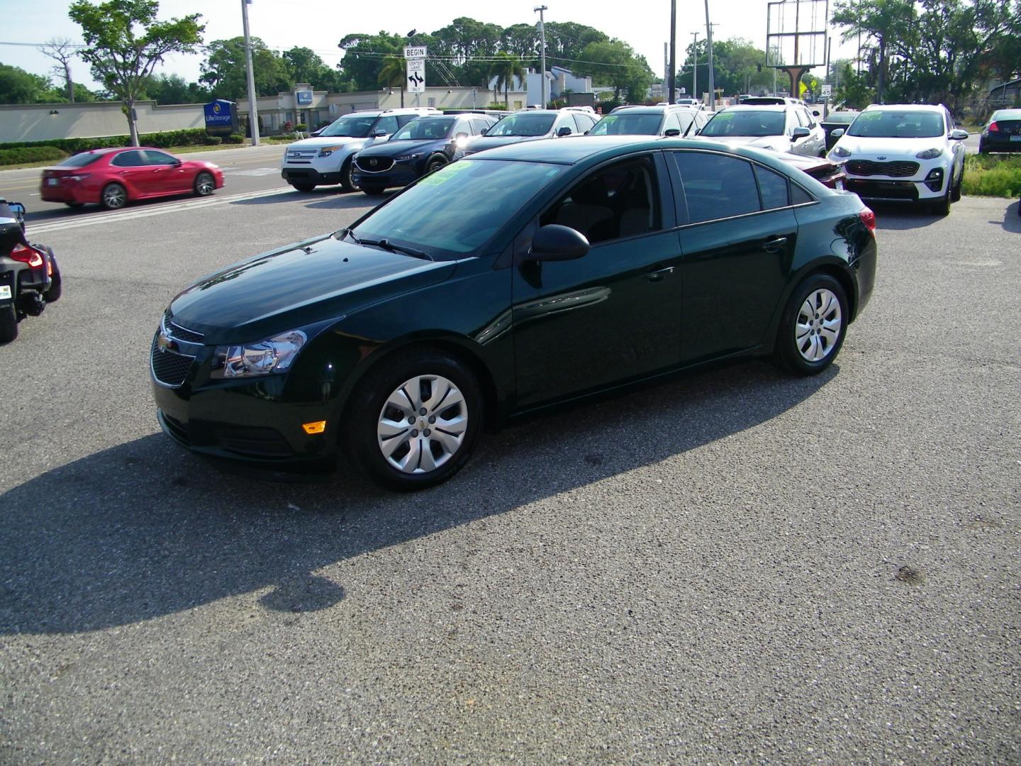 2014 GREEN /Beige Chevrolet Cruze LS (1G1PA5SH4E7) with an 1.8L L4 DOHC 16V FFV engine, 6-Speed Automatic transmission, located at 4000 Bee Ridge Road, Sarasota, FL, 34233, (941) 926-0300, 27.298664, -82.489151 - Photo#0